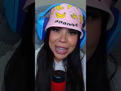 Essa Banana Parece Um Tolete #shorts thumbnail