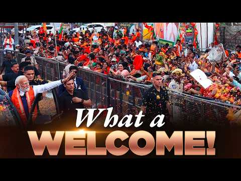 Flowers, cheers & massive crowds in Hyderabad as PM Modi holds a roadshow! thumbnail