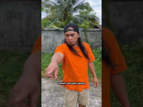 Main kucing.! #shortvideo #jalanyangjauhjanganlupapulang thumbnail