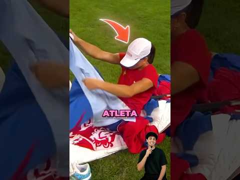 Si è ADDORMENTATA durante la FINALE DELLE OLIMPIADI e ha vinto l'oro! thumbnail