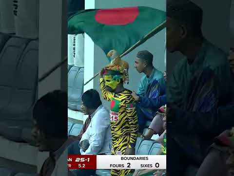 Mominul Haque Counter-Attacks! ? 2 Fours in One Over #BANvPAK  | M9I1H thumbnail