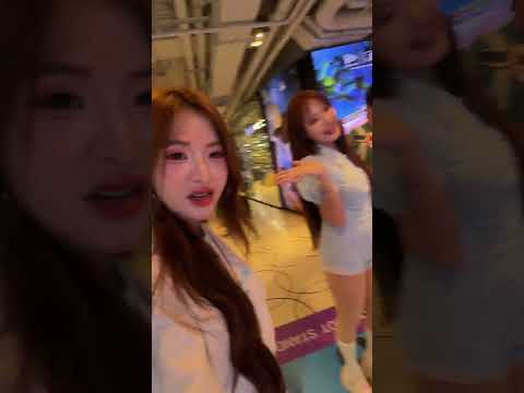 พี่แพรพลอยเข้าไปอยู่ใน ทีวีได้ยังไง ￼ thumbnail