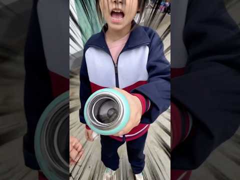 Bạn học tự ý mở bình nước của tôi thumbnail