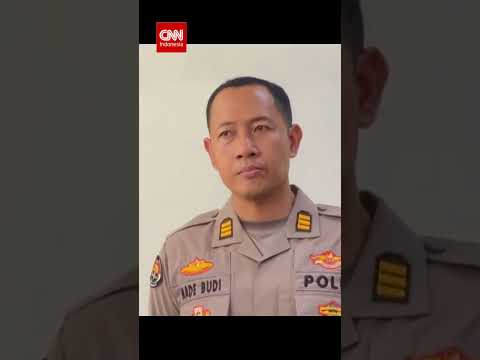 Emak-emak Ngebut Lawan Arah di Depok thumbnail