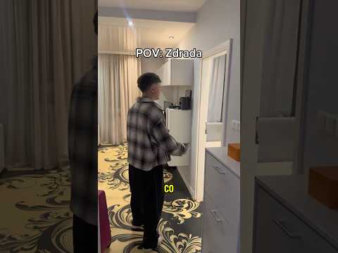 BARDZO NIEZRĘCZNA SYTUACJA 😂 thumbnail