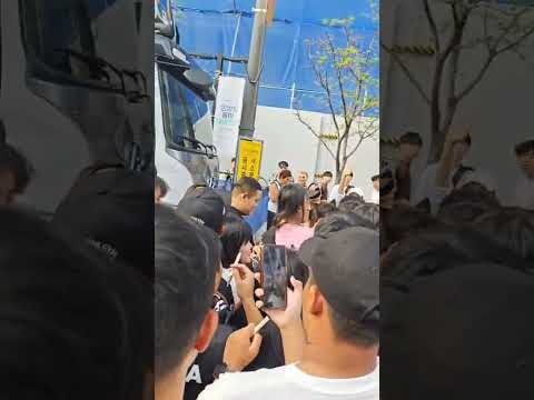 ในเมื่อไปเยือนแฟนคลับ ต่างประเทศ😍😘🫶 #Shorts | Buakaw Banchamek thumbnail
