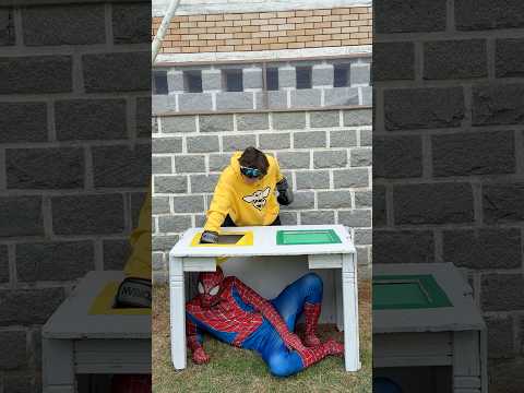 ONDE ESTÁ O HOMEM ARANHA? thumbnail