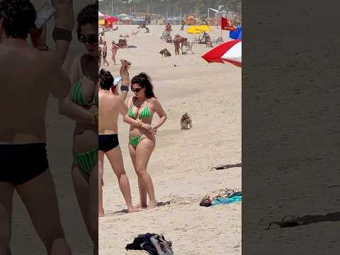 🇧🇷 Copacabana Beach A Sunny Day thumbnail