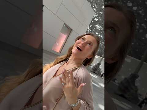 Сегодня немного клиповое настроение😂 Кстати, сняли мы этот клип в Лувре Абу-Даби! #InAbuDhabi thumbnail