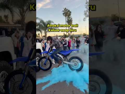 Atraksi motor trail #automobile #modifikasimotor #motoran #youtubeshorts thumbnail