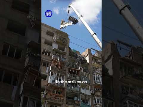Zelensky inspects damage in Kyiv thumbnail