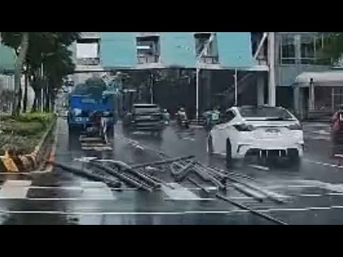 【車禍影片】管很多之軟Q水管脫逃記…（2026.05.14 新北市板橋區縣民大道二段 thumbnail