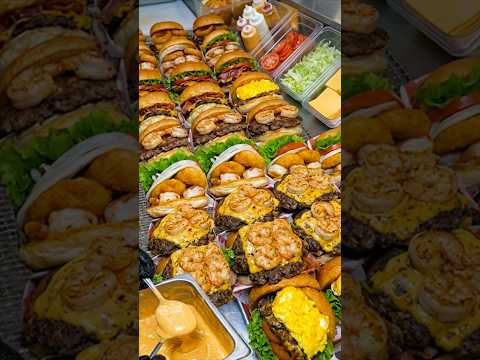 8,800원 버거 팔아 연매출 10억 찍었다는? 통새우 버거를 최고 맛있게 만드는 사장님 비법! Yummy shrimp burger / Korean street food thumbnail