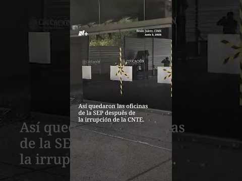 Así quedaron las oficinas de la SEP después de irrupción de la CNTE thumbnail