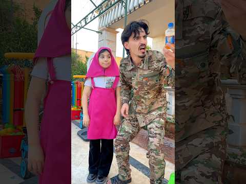 عمو الشرطي بدي أركب القطار 😱 وصدمة آيسكريم !!! thumbnail