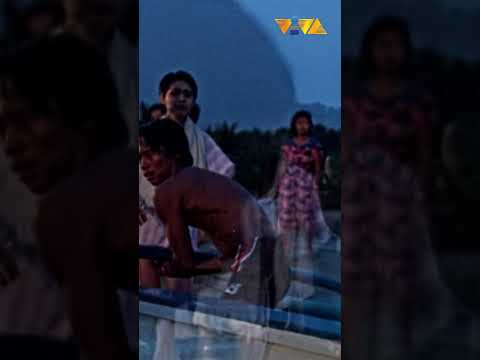 Mahilig pala sa head massage si Nestor de Villa! #shorts #movieclips #vivafilms thumbnail