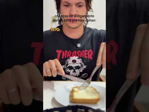 Quando você não quer comer a comida 🤣🤣 thumbnail
