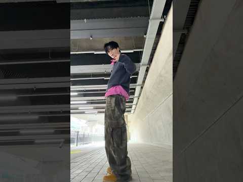 Music play, ᖰ OMG! ᖳ  #OMG! #ALPHADRIVEONE #XINLONG  #OOTD #OutFit thumbnail
