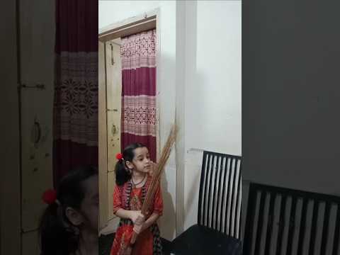 ভাইকাকে ঝারু দিয়ে মা*রবে #trending #shortvideo #viralvideo #comedy #হাসির_ভিডিও #funny #fanny_comedy thumbnail