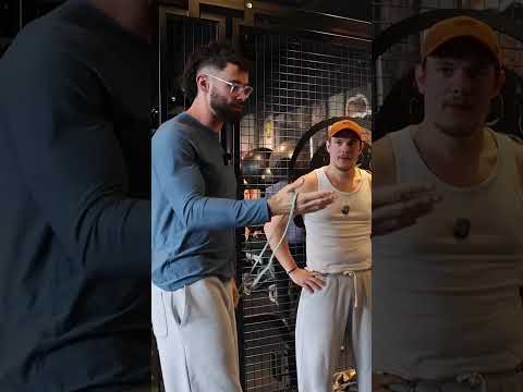 LaBoiserie et Giuseppe sont jaloux de Brutus 😂 thumbnail