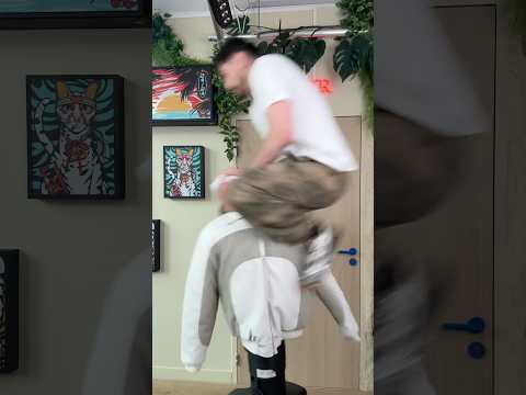 100 FRANÇAIS VONT TE JUGER ! thumbnail
