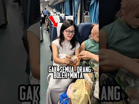 Penumpang kereta yang sok akrab thumbnail