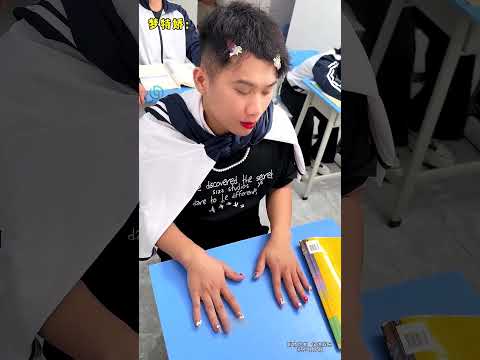 الطالب رمى كرة السلة على رأس المعلم بطريقة مميزة !! #shorts thumbnail