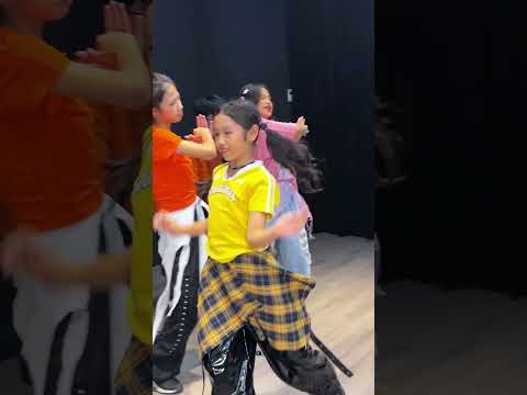 Behind the scene - new #dance #trend #minhx thumbnail