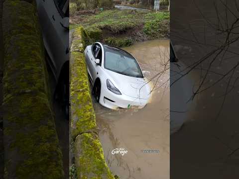 Why Tesla Cars Feel So Boring? thumbnail