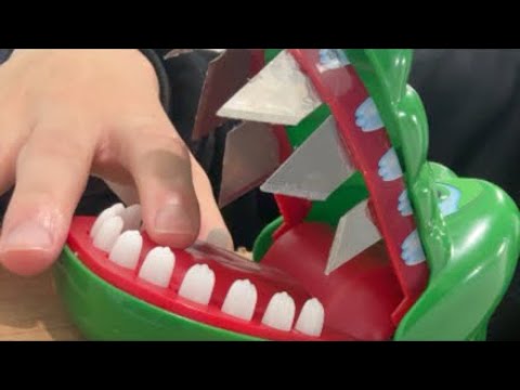 EXTREME CROCODILE GAME!!! thumbnail