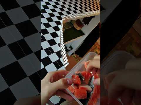 My Pet Seagull Nips My Finger! thumbnail