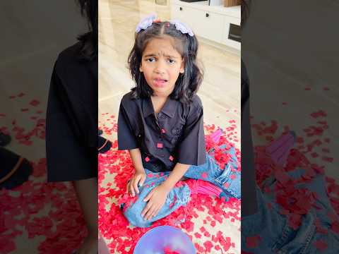 Smiti Ke Liya Kn-Kn Subscribe Korega? ￼ thumbnail