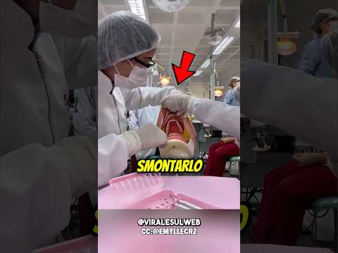Grosso PROBLEMA al DENTISTA😱🦷 #shorts thumbnail