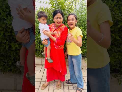 Samayra or Mummy ke sath ye kya ho gya❓🤔😱 #shorts #samayranarula #siblings thumbnail