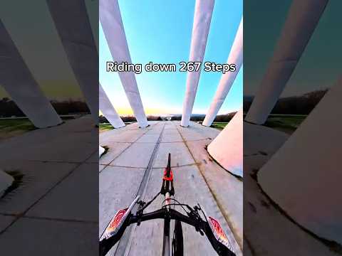 That felt so insane #bike #mtb #amtb #pov thumbnail