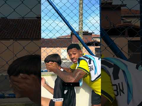 Trolei meu amigo fã do messi😱 thumbnail
