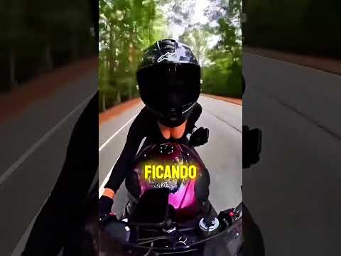 Essa Mulher Pegou O Celular Do Motoca E Quase Fez Ele Infartar. thumbnail