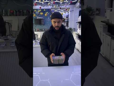 استبدل الآيفون بحلم والده thumbnail