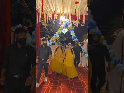 Dekho Jara Kese ►? Mahi Manisha का यही वीडियो वायरल हुआ। #mahimanisha #shorts #dance #viralvideo thumbnail
