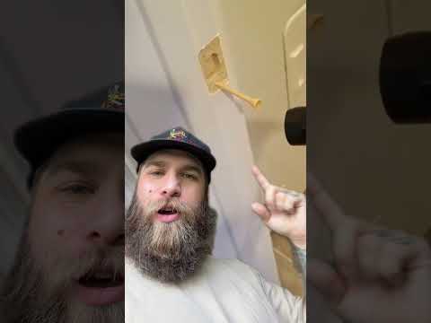 How to fix a door hinge #jeeplife #offroad #jeepwrangler #4x4 #cars #car #ford #offroading #shorts thumbnail