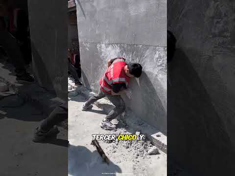Nadie podía tapar la fuga de este tanque thumbnail