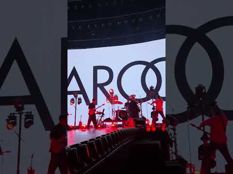 Thank you, Houston! #OnTour #Maroon5 #Texas thumbnail