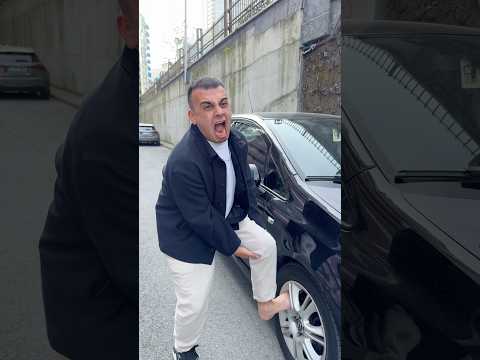 Ayağım Arabanın Jantına Sıkıştı #shorts thumbnail