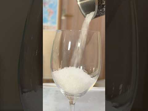 ギルティ炭酸の砂糖を可視化して綿あめ作ってみたww （＾ν＾）　PDS #shorts thumbnail