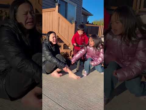 She’s always ready to help mom 👧🏻❤️ thumbnail
