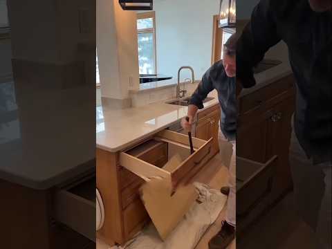 Ide Gila Sang Istri: Mengubah Dudukan Toilet Jadi Sesuatu yang Tak Terduga thumbnail