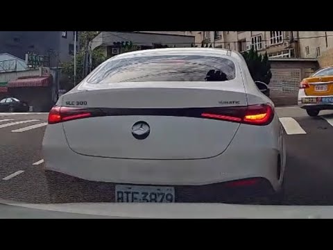 到底在開甚麼勾八（檢舉成功） thumbnail