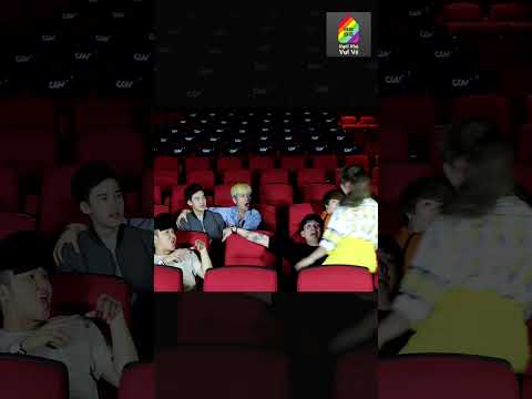 Xem phim rạp POV : Tình yêu trong tối... | BB&BG #shorts thumbnail