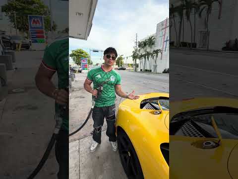 Con cuánto se llena de gasolina mi Ferrari? #ferrarisf90spider thumbnail
