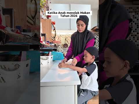 Ketika anak menolak makan tahun 2000 vs tahun 2026 #funny #comedy thumbnail